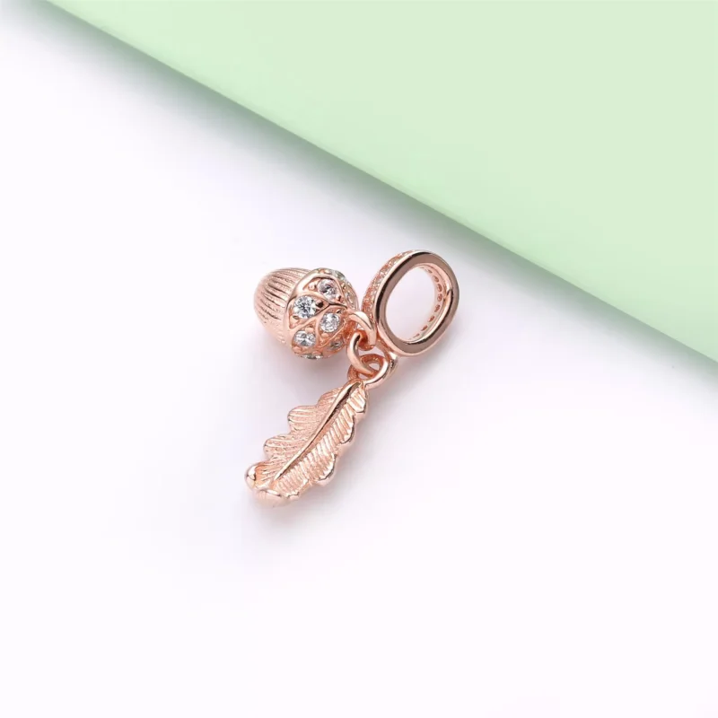 (resim) Pandora 14k rose altın kaplama Palamut ve Yaprak Sallantılı Charm - 788248CZ - Görüntüle 4