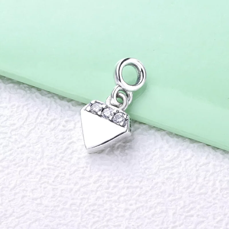 (resim) Pandora benim parlak elmas Mini Sallantılı Charm - 798368CZ - Görüntüle 2