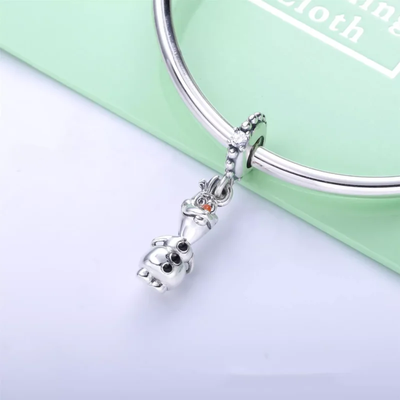 (resim) Pandora Disney, Dondurulmuş Olaf Sallantılı Charm - 798455C01 - Görüntüle 4
