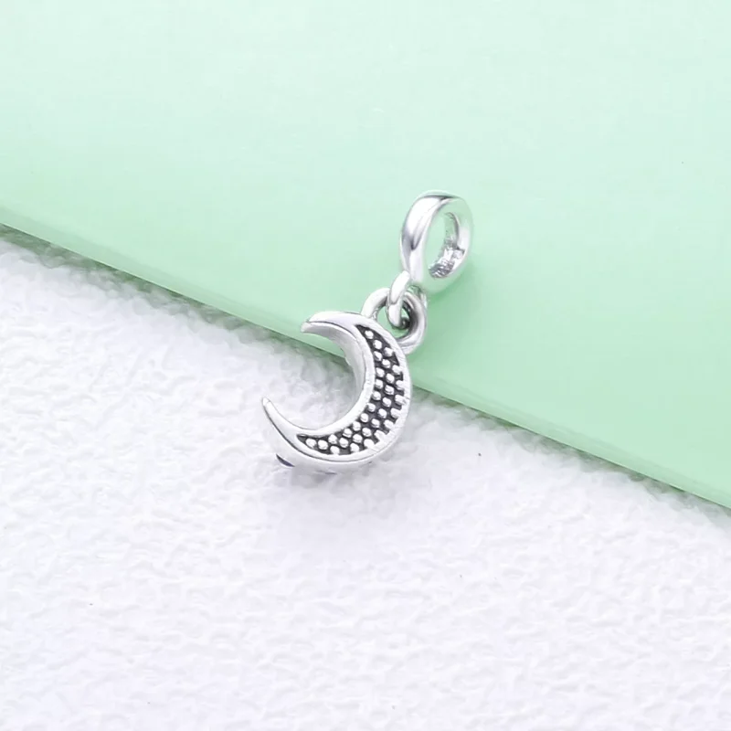 (resim) Pandora ME Ay’ın Gücü Mini Sallantılı Charm - 798375NBT - Görüntüle 3