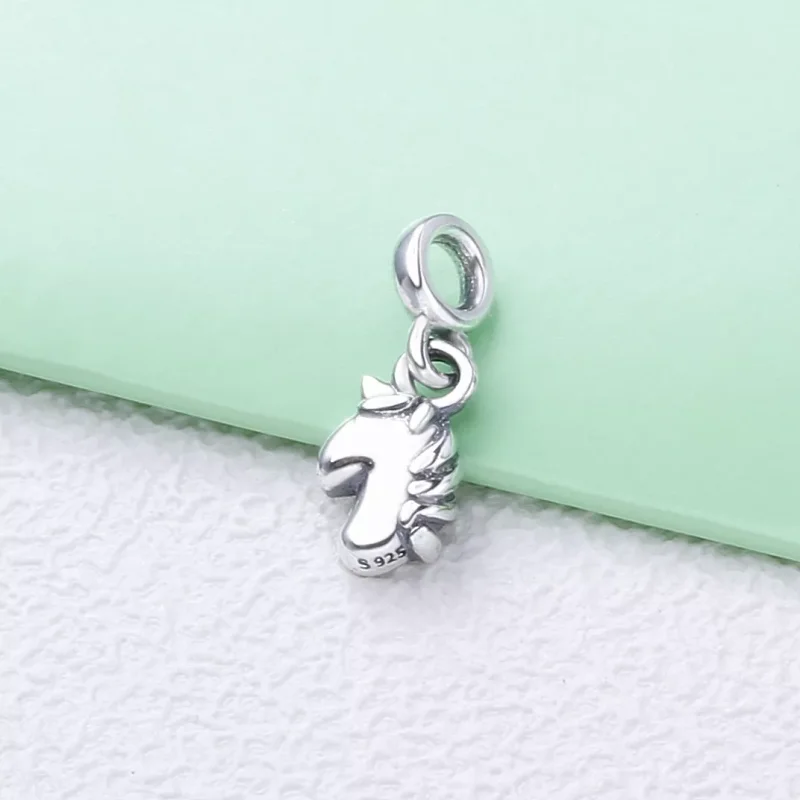 (resim) Pandora ME Sihirli Tek Boynuzlu At Mini Sallantılı Charm - 798360 - Görüntüle 3