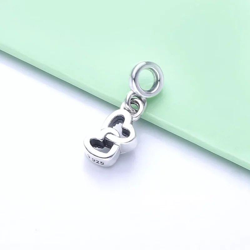 (resim) Pandora ME Zincirli Kalpler Mini Sallantılı Charm - 798380 - Görüntüle 3