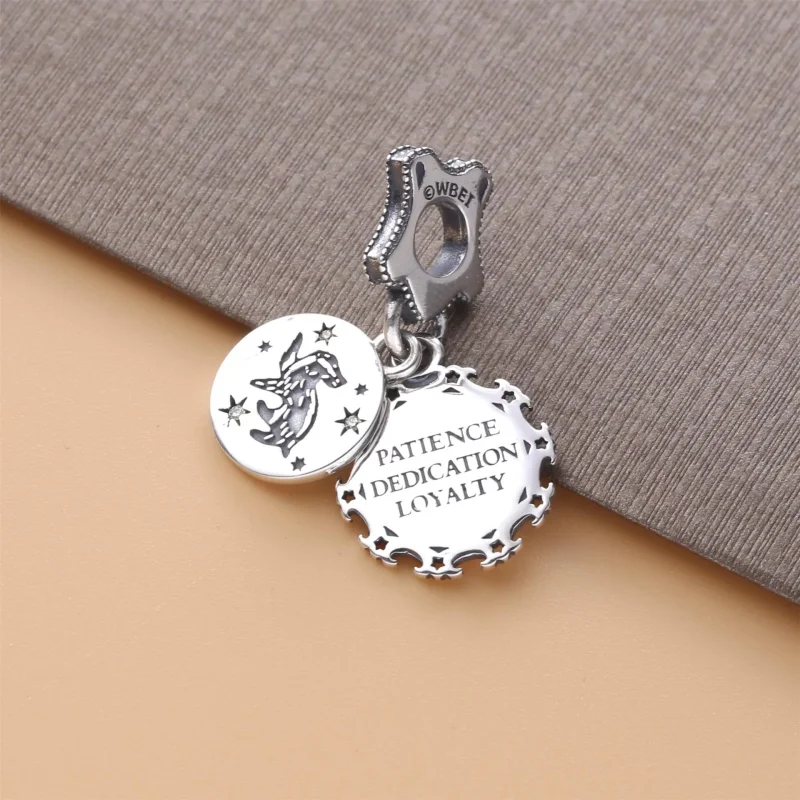 (resim) Pandora Harry Potter, Hufflepuff Sallantılı Charm - 798832C01 - Görüntüle 3