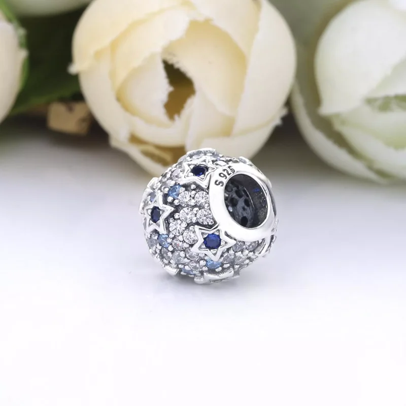(resim) Pandora Yükseltilmiş Yıldızlar Pavé Charm - 798467C01 - Görüntüle 4
