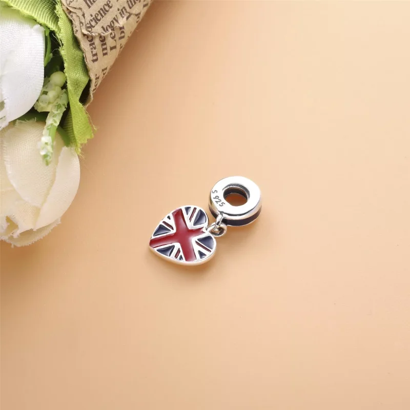 (resim) Pandora Büyük Britanya Bayrağı Kalp Sallantılı Charm - 791512ENMX - Görüntüle 4