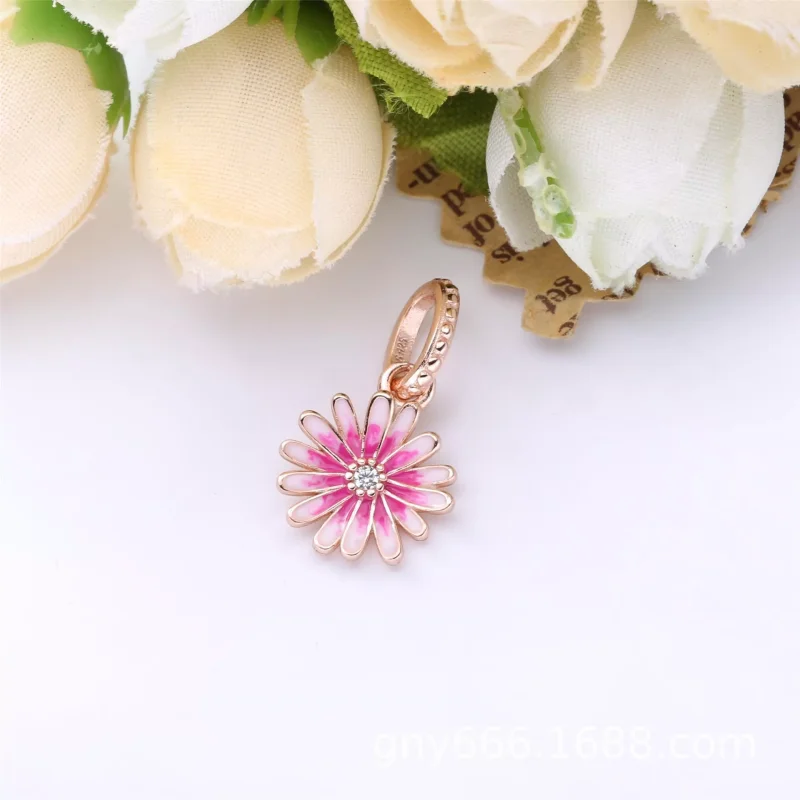 (resim) Pembe Papatya Sallantılı Charm - 788771C01 - Görüntüle 3