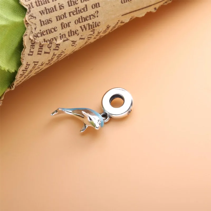 (resim) Işıltılı Yunus Sallantılı Charm - 798947C01 - Görüntüle 5