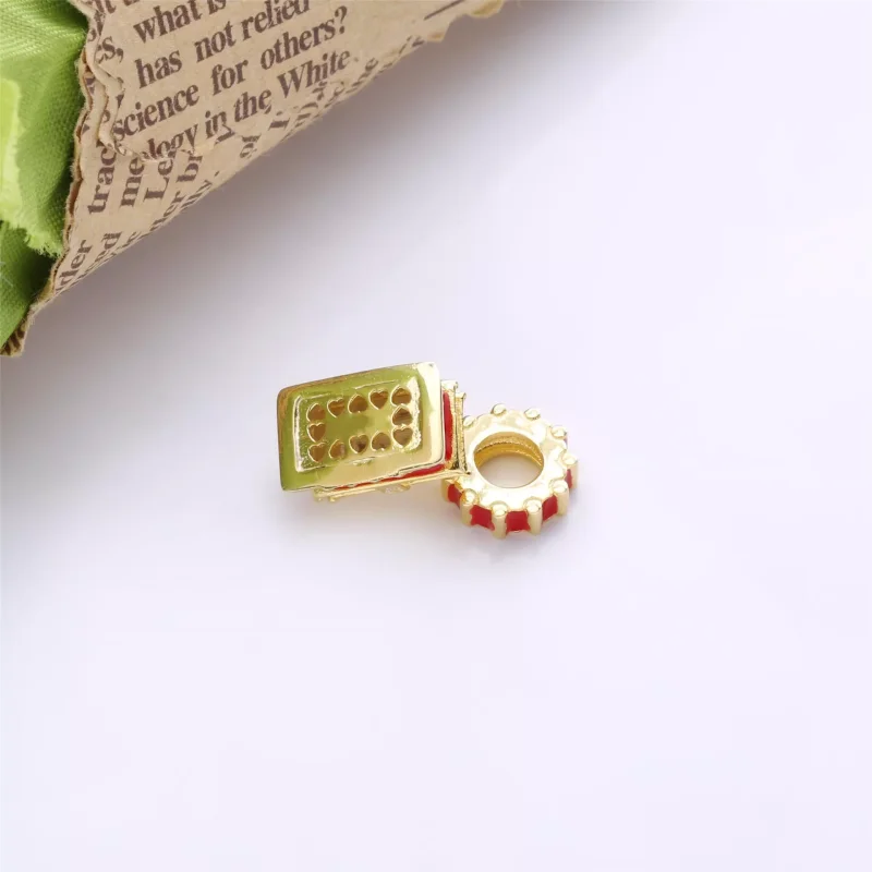 (resim) Pandora 14k altın kaplama Yasak şehir Sallantılı Charm - 768921C01 - Görüntüle 3