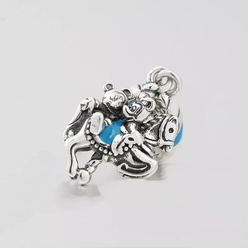 (resim) Pandora Disney Mickey ve Minnie atlıkarınca atı Sallantılı Charm - 798900C01 - Görüntüle 3