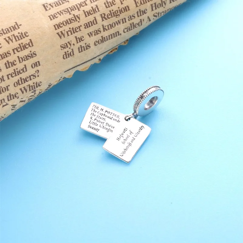 (resim) Pandora Harry Potter, Hogwarts Kabul Mektubu Sallantılı Charm - 799125C01 - Görüntüle 4