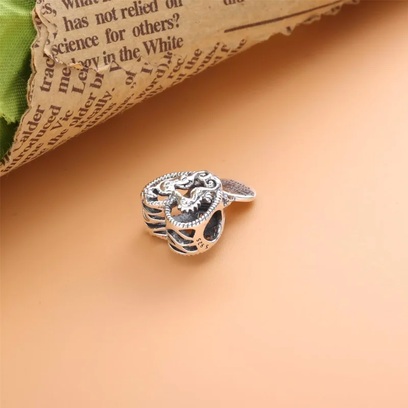 (resim) Pandora Kafes İşi Denizatı Kalp Charm - 798949C00 - Görüntüle 3