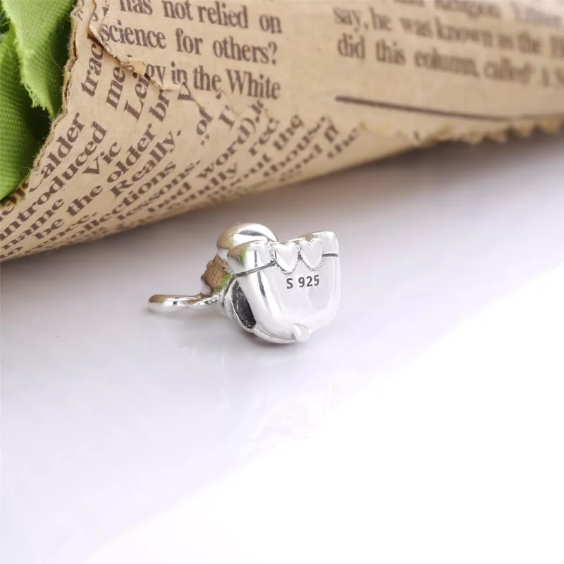 (resim) Pandora Kanada Geyiği Akçaağaç Yaprağı Charm - 798931C01 - Görüntüle 3