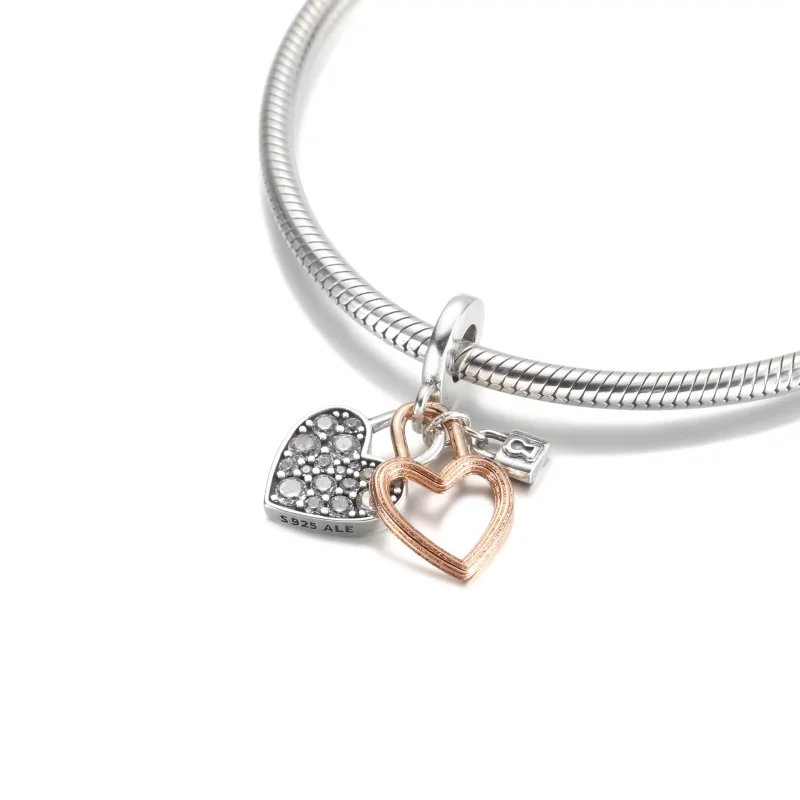 (resim) PANDORA Kalp Kilitli Çift Asma Charm - 780087C01 - Görüntüle 5