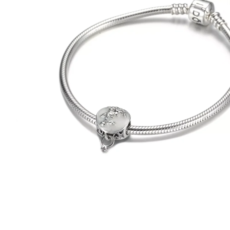 (resim) Pandora Disney Mickey Mouse ve Minnie Mouse Ebedi Aşk Charm - 799395C01 - Görüntüle 5