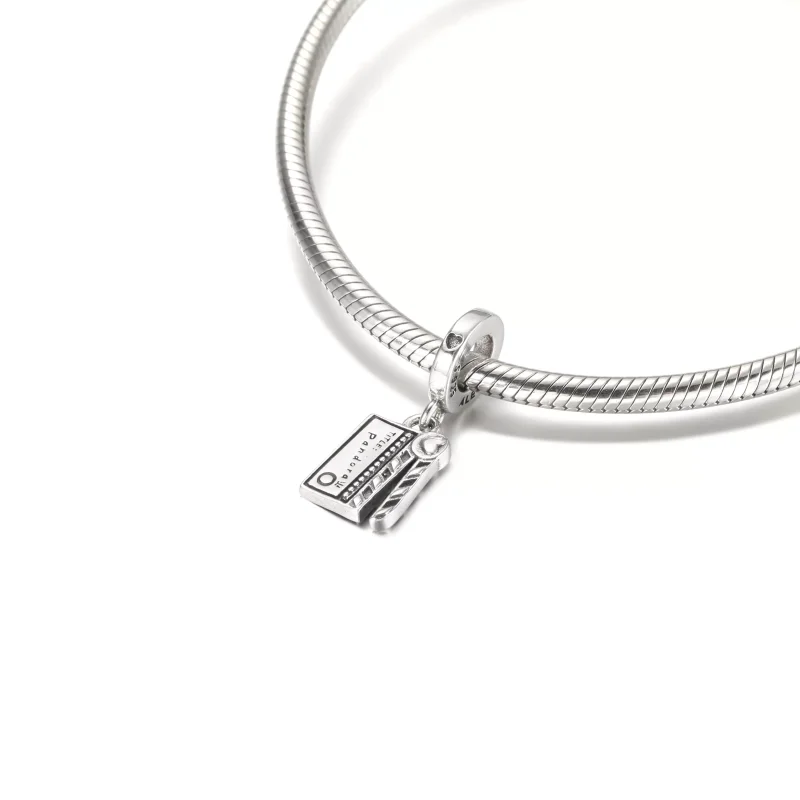 (resim) Pandora Film Klaket Sallantılı Charm - 799423C01 - Görüntüle 5