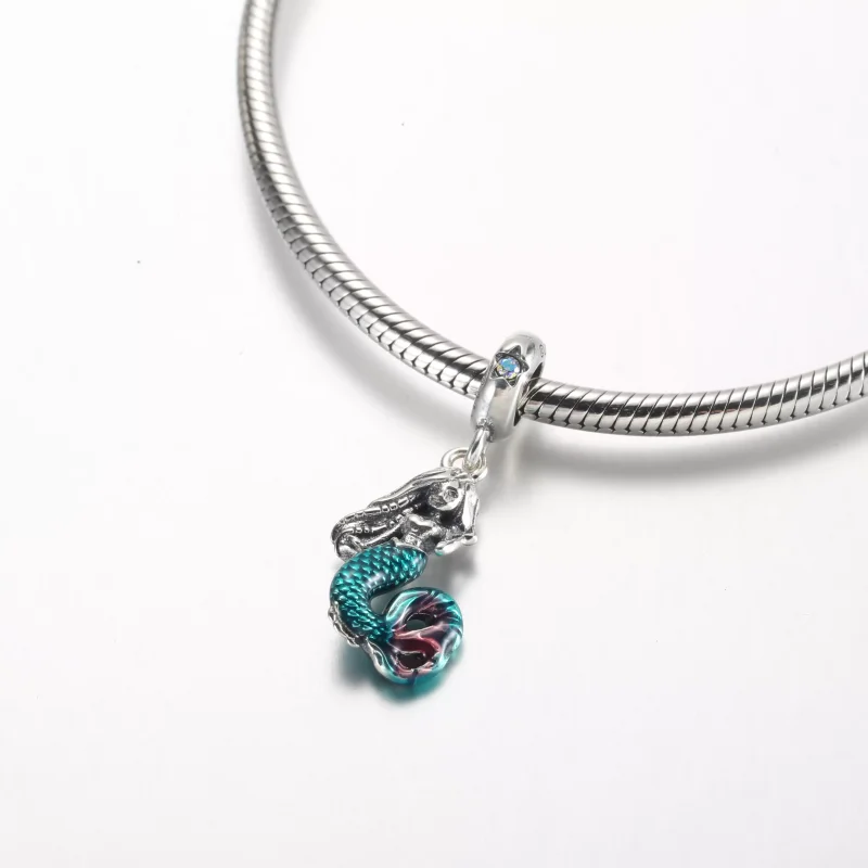 (resim) Pandora Disney Küçük Deniz Kızı Ariel Sallanan Küpe - 792695C01 - Görüntüle 4