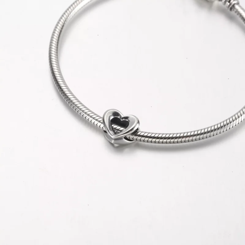 (resim) Pandora Işıltılı Açık Kalp Süs - 792492C00 - Görüntüle 4