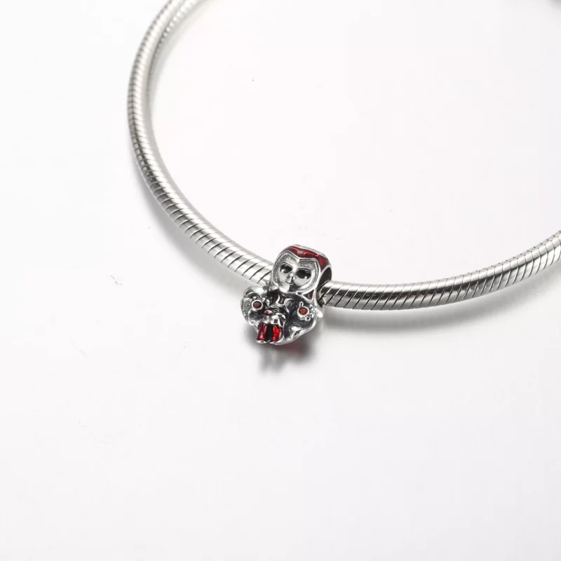 (resim) Pandora Marvel Scarlet Witch Charm - 792763C01 - Görüntüle 5