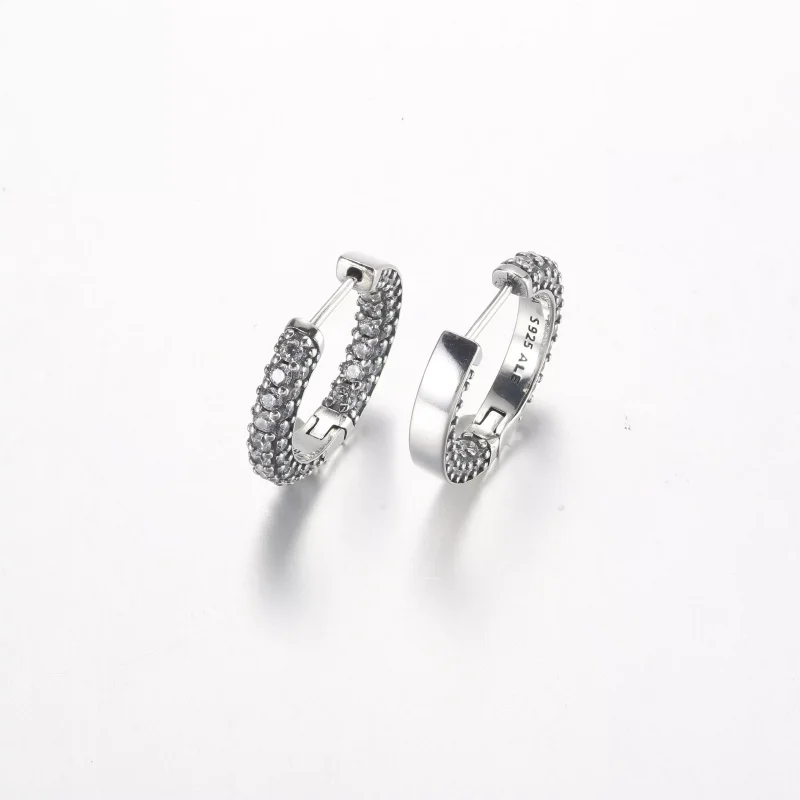 (resim) Pandora Timeless Pavé Tek Sıra Halka Küpe - 292624C01 - Görüntüle 3