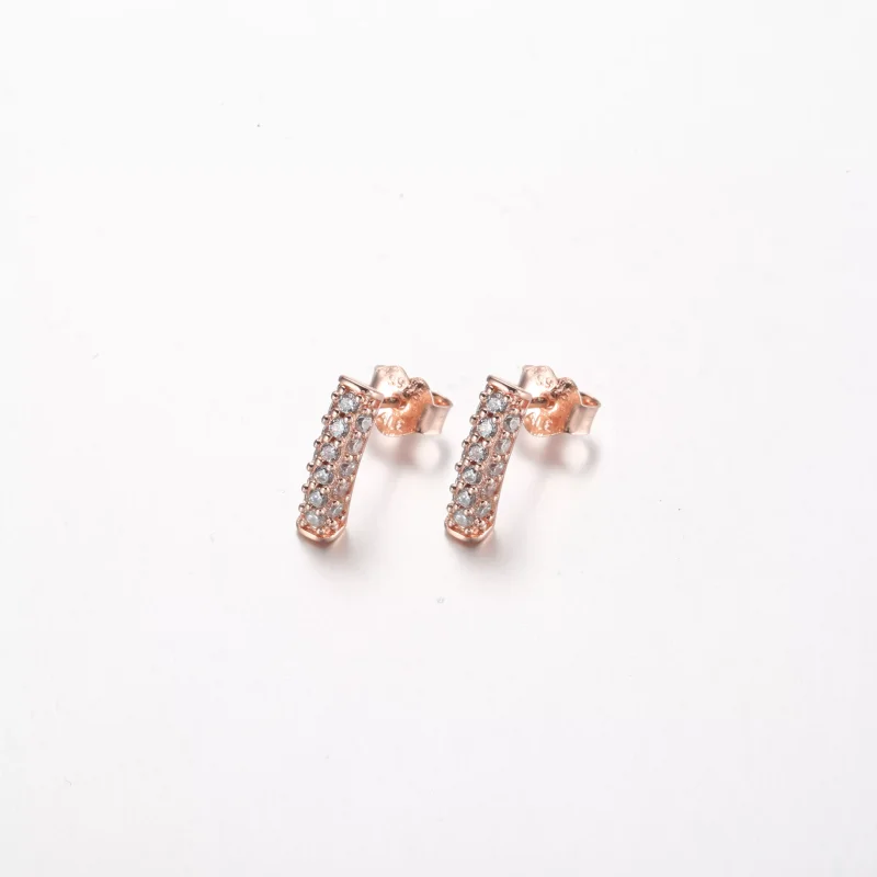 (resim) Pandora Timeless Pavé Tek Sıra Çubuk Küpe - 262626C01 - Görüntüle 2