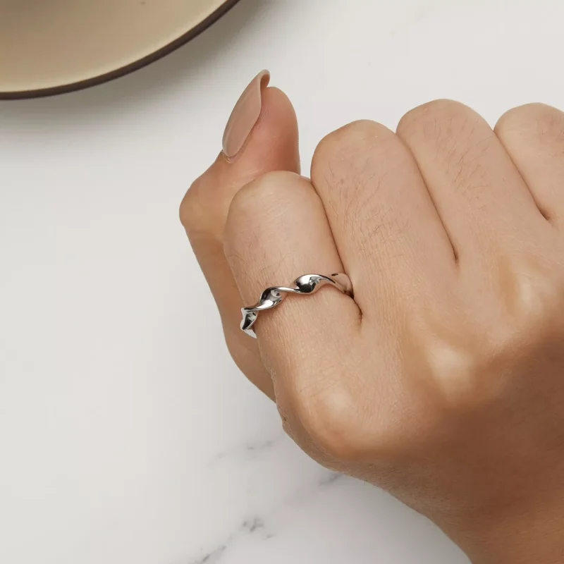 (resim) Pandora Stili Bükülmüş Gümüş Yüzük - BSR468-E - Görüntüle 6