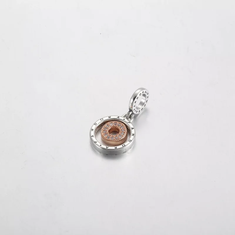 (resim) İki Renkli Pandora Logolu Halkalı Sallantılı Charm - 782287C01 - Görüntüle 2