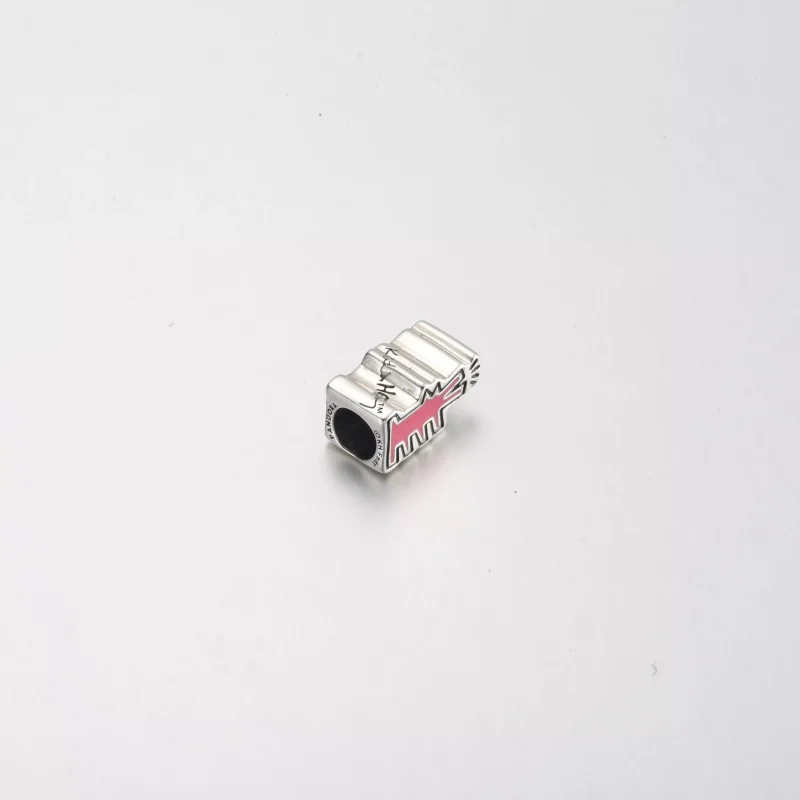 (resim) Keith Haring™ x Pandora Havlayan Köpek Charm'ı - 792218C01 - Görüntüle 4