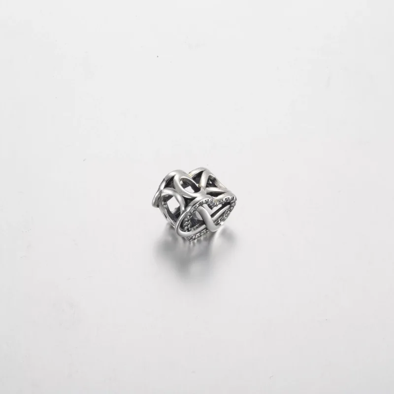 (resim) Pandora Ailesi Sonsuzluk Kırmızı Kalp Charm - 792246C01 - Görüntüle 3