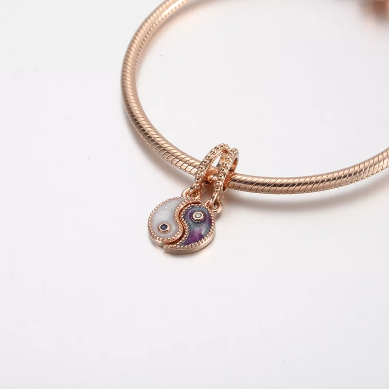 (resim) Pandora Ayrılabilir Yin & Yang Köpüklü Sallantılı Charm - 780098C01 - Görüntüle 4