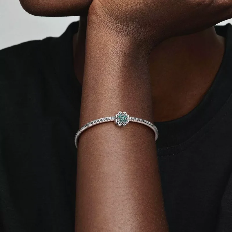(resim) Pandora Bölünebilir Dört Yapraklı Yonca Charm - 792752C01 - Görüntüle 3