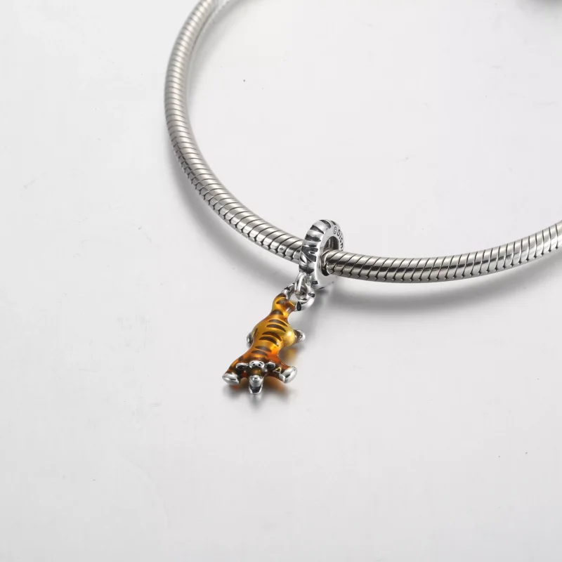 (resim) Pandora Disney Winnie the Pooh Tigger Sallantılı Charm - 792213C01 - Görüntüle 4