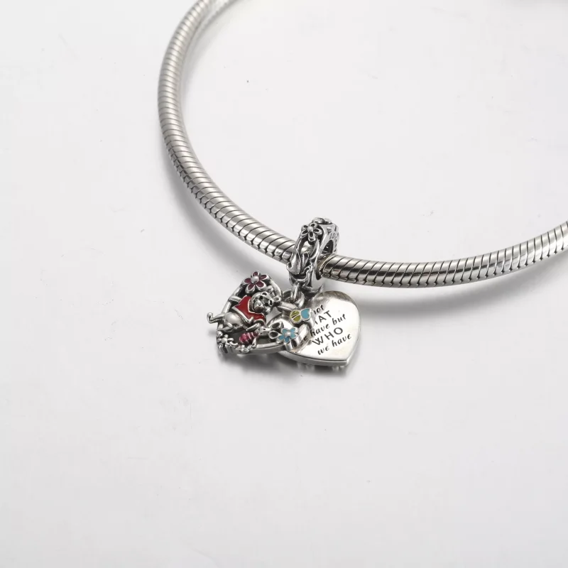 (resim) Pandora Disney Winnie the Pooh ve Piglet Çift Sallantılı Charm - 792214C01 - Görüntüle 4