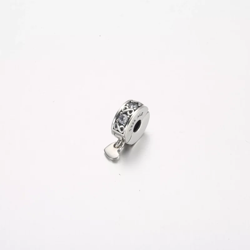 (resim) Pandora Family Always Pavé Klips Charm - 791151C01 - Görüntüle 3