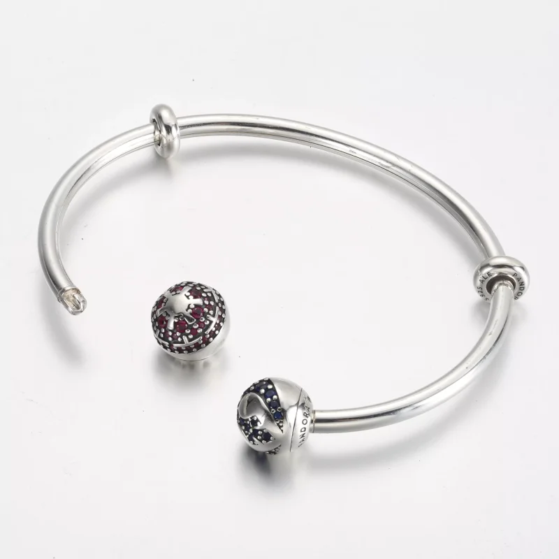 (resim) Pandora Moments Star Wars™ Light & Dark Side Logolu Açık Bileklik - 591139C01 - Görüntüle 4