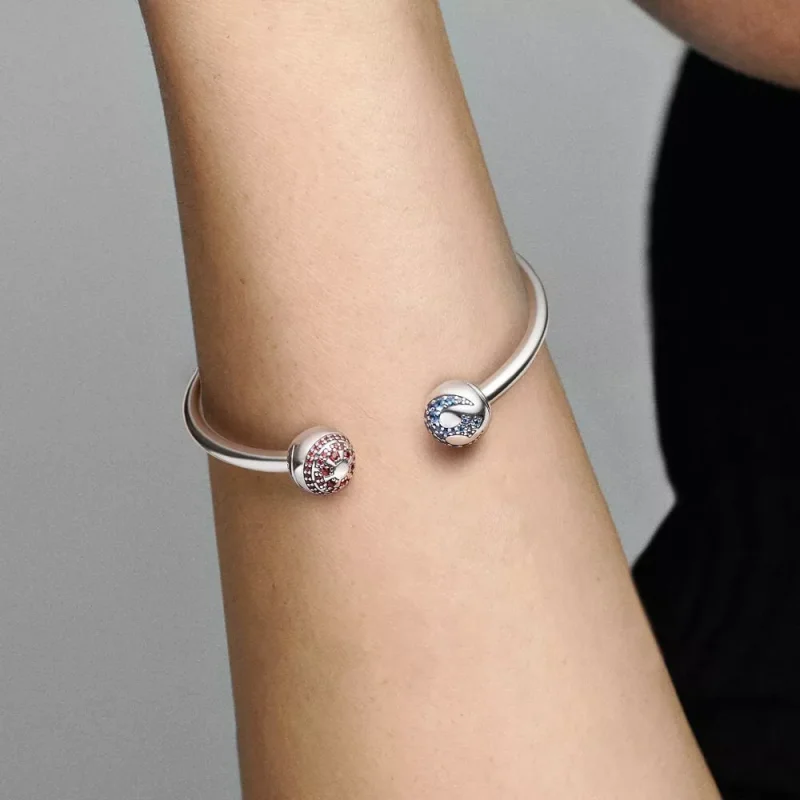 (resim) Pandora Moments Star Wars™ Light & Dark Side Logolu Açık Bileklik - 591139C01 - Görüntüle 6