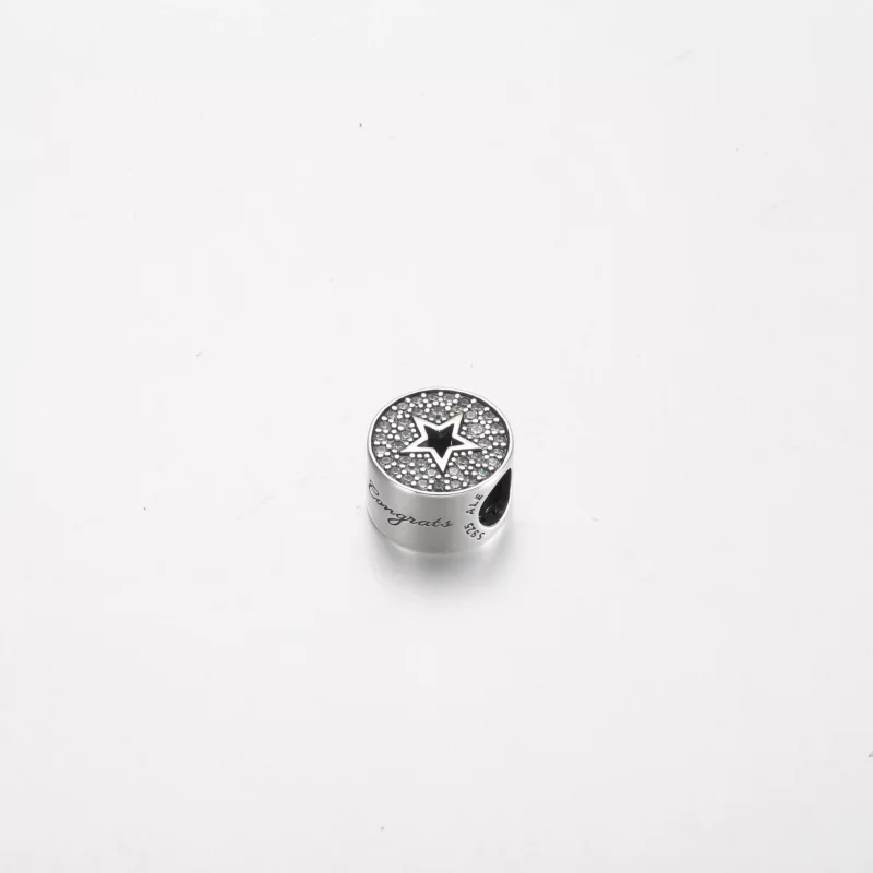 (resim) Pandora Pavé ve Yıldız Tebrik Charm'ı - 790793C01 - Görüntüle 3
