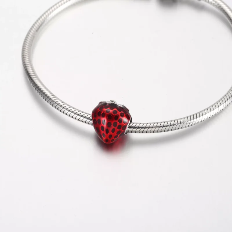 (resim) Pandora Tohumlu Çilek Meyve Charm'ı - 791681C01 - Görüntüle 5