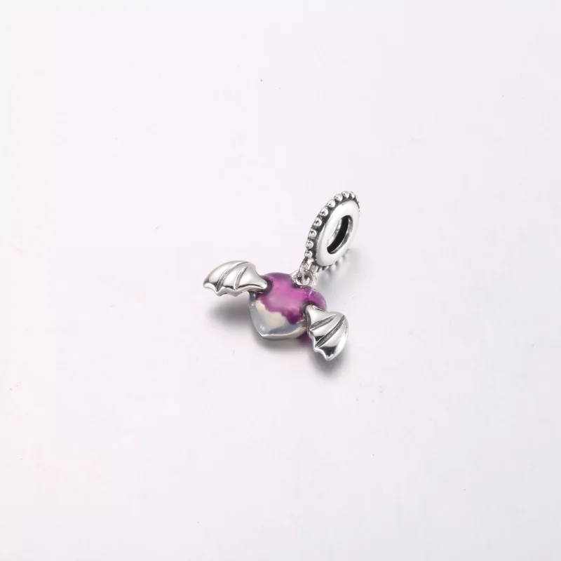 (resim) Pandora Vampir Kanatlı Kalp Sallantılı Charm - 792290C01 - Görüntüle 3