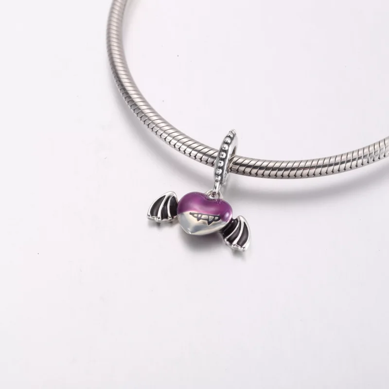 (resim) Pandora Vampir Kanatlı Kalp Sallantılı Charm - 792290C01 - Görüntüle 4