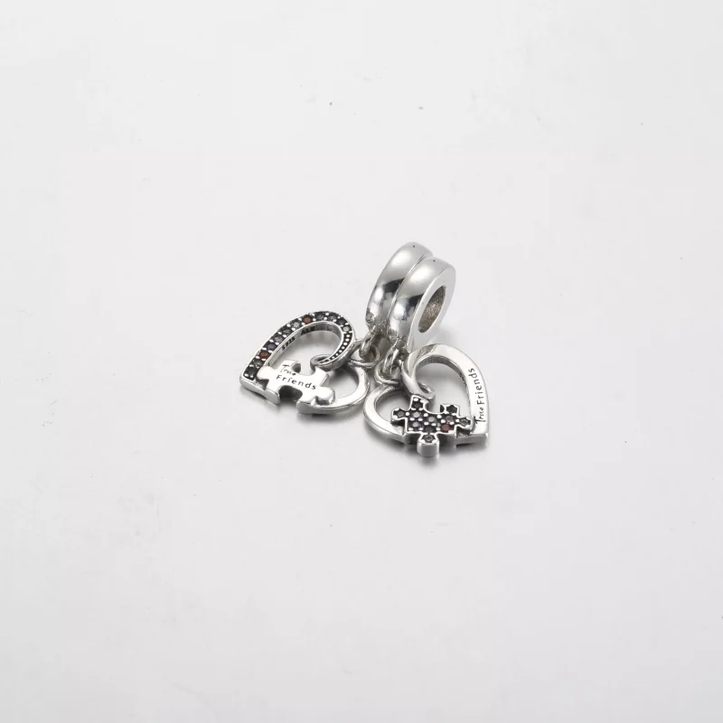 (resim) Pandora Yapboz Parçası Kalpler Bölünebilir Dostluk Sallantılı Charm - 792239C01 - Görüntüle 2