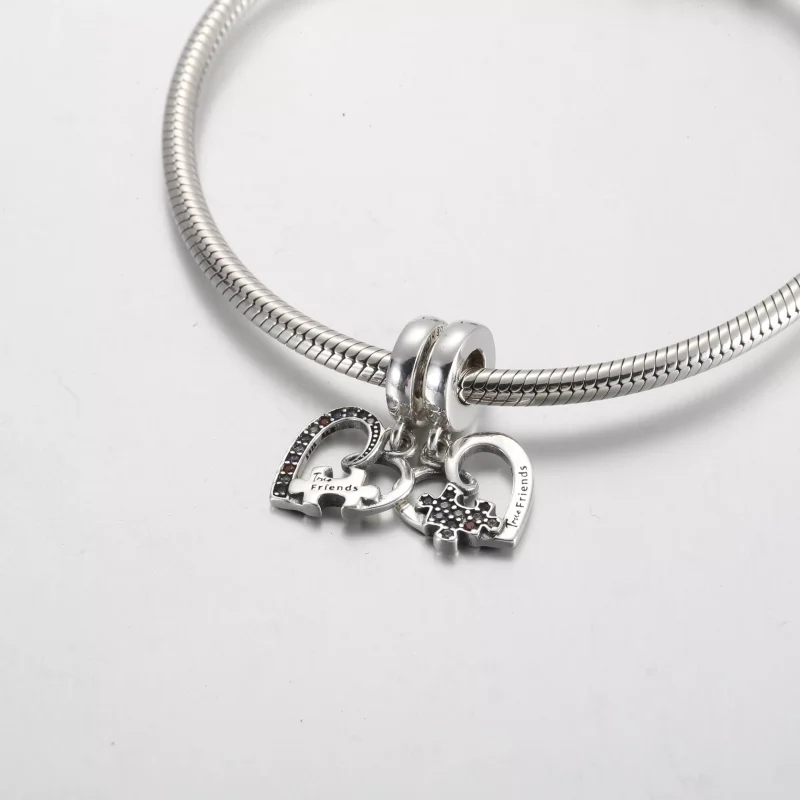(resim) Pandora Yapboz Parçası Kalpler Bölünebilir Dostluk Sallantılı Charm - 792239C01 - Görüntüle 4