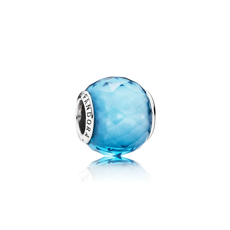(resim) PANDORA Gökyüzü Mavisi Geometrik Fasetler Charm - 791722NBS