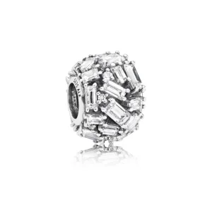 PANDORA Oymalı Zariflik Charm, Berrak CZ - 797746CZ (resim) PANDORA Oymalı Zariflik Charm, Berrak CZ - 797746CZ
