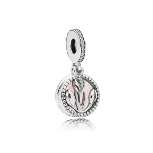 PANDORA 2019 Uluslararası Kadınlar Günü Pırıltılı Pandantif - 797825CZ (resim) PANDORA 2019 Uluslararası Kadınlar Günü Pırıltılı Pandantif - 797825CZ