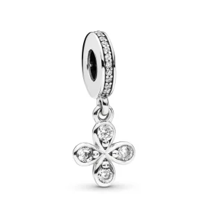 PANDORA Dört Taç Yaprak Çiçek Pırıltılı Pandora Charm - 797969CZ (resim) PANDORA Dört Taç Yaprak Çiçek Pırıltılı Pandora Charm - 797969CZ