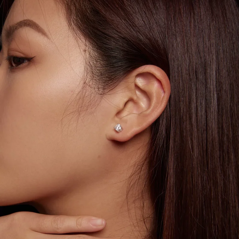 (resim) Pandora tarzında 0.5 Karat Dört Pençeli Moissanite Küpe - MSE003-S - Görüntüle 7