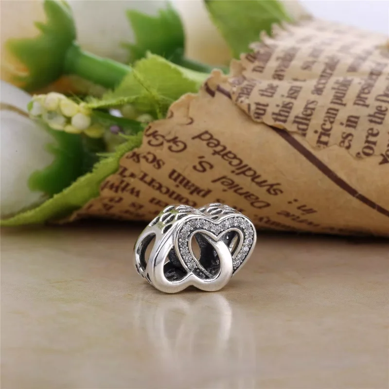 (resim) Pandora Charm, Dolanmış Kalpler - 791880CZ - Görüntüle 3
