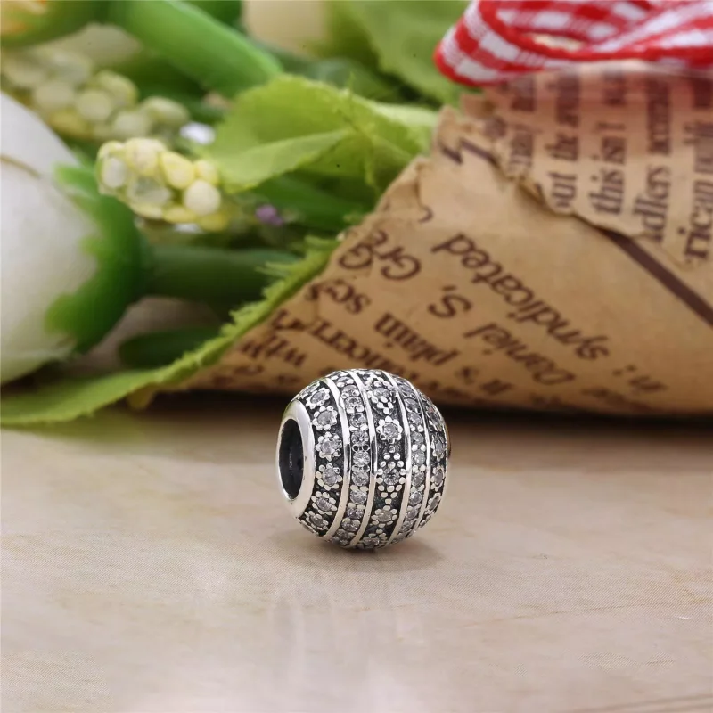 (resim) Pandora Charm, Parlak Şekiller - 796243CZ - Görüntüle 2