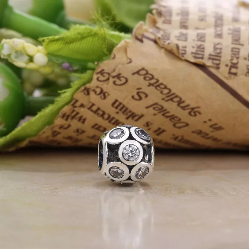 (resim) Pandora Çivili Işıklar Charm - PX00133-1 - Görüntüle 3