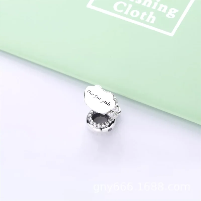 (resim) Pandora Regal Kalesi Sallantılı Charm - 797651CZ - Görüntüle 3